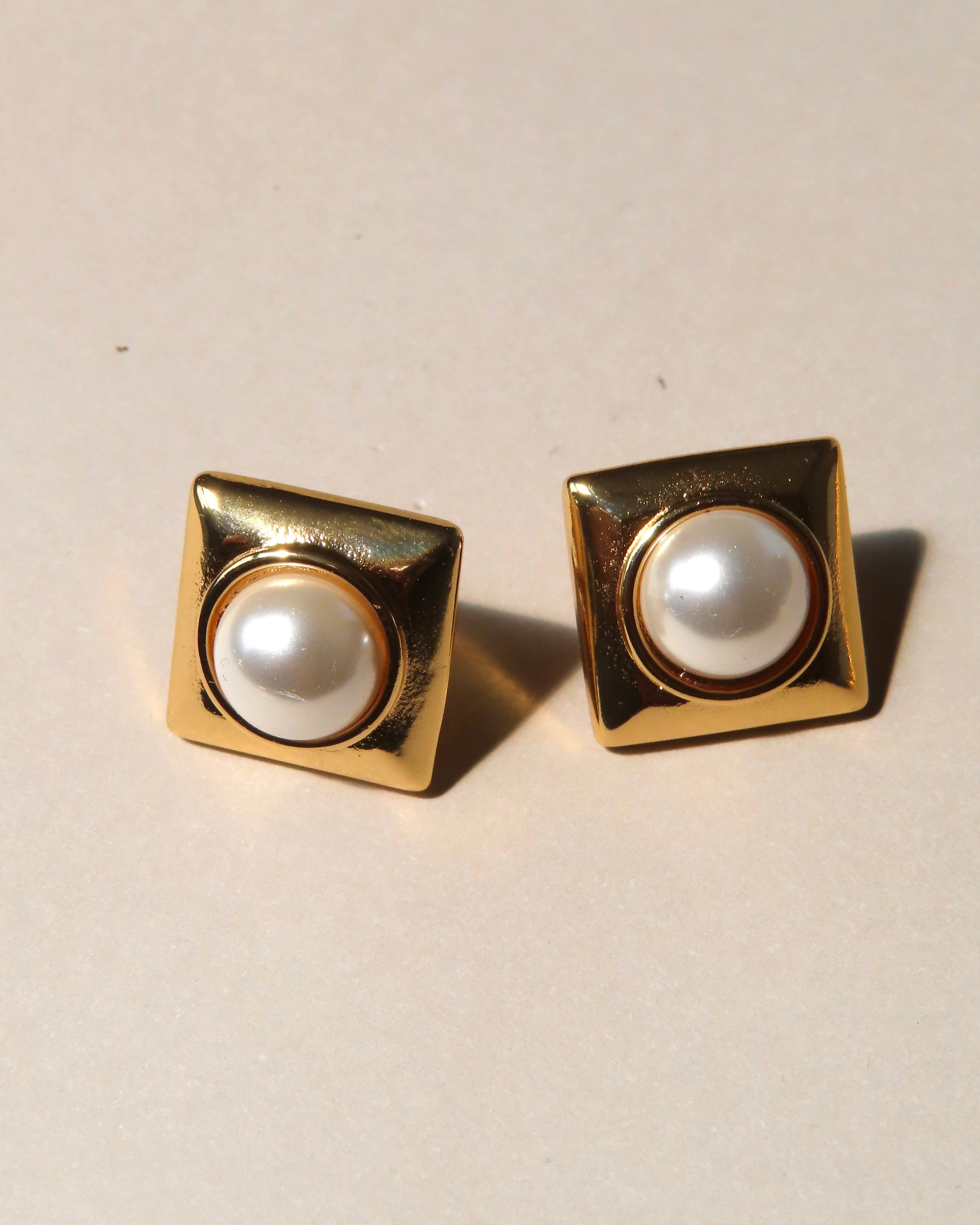 Giata Pearl Earrings